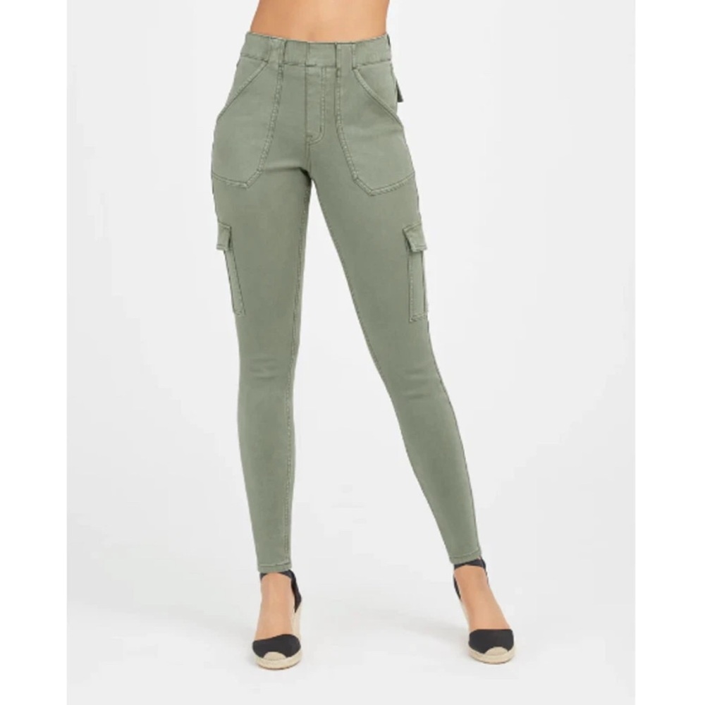 NWT SPANX Stretch Twill Ankle Cargo Pant in Soft Sage Green Size Small‎